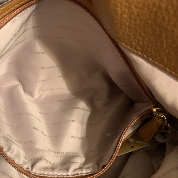 Michael Kors Fulton Shoulder Bag - Picture 12 of 14